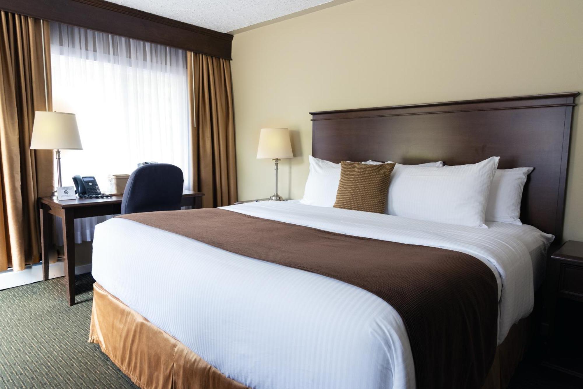 Aurora Inn Kingston Bagian luar foto